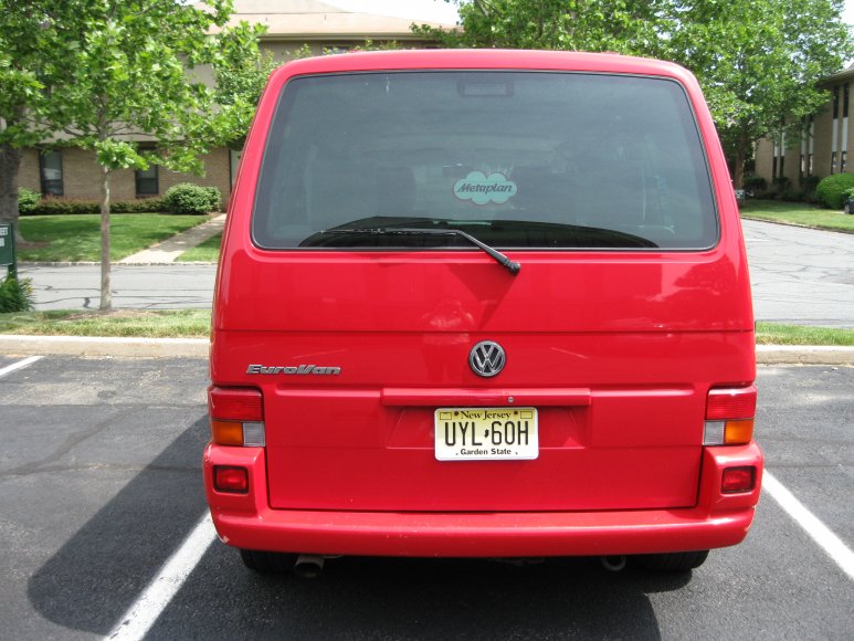 We have the right vehicle for driving in any weather: the “Metavan”.