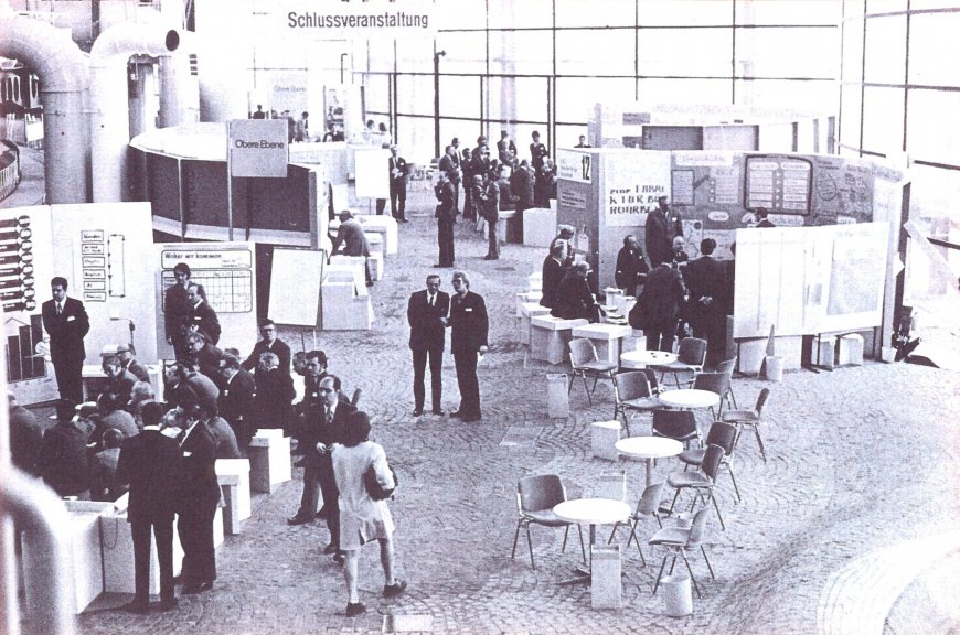 1970s: With management conferences for Siemens, Metaplan set the standards for interaction formats with large groups. Alternating between breakouts and plenary sessions, these conferences were the crystallization point of change processes and cultural transformation projects – often driven by the spirit of optimism prevalent at that time.