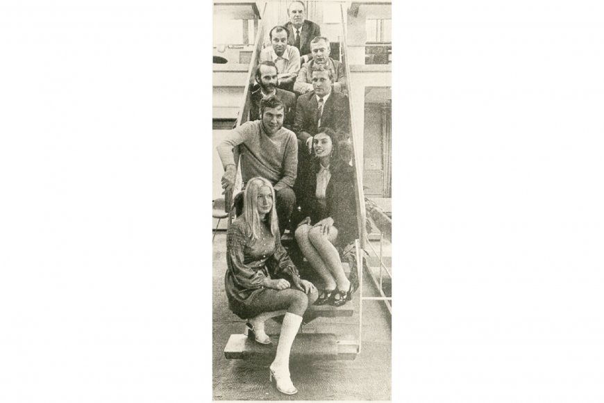 1970s: With management conferences for Siemens, Metaplan set the standards for interaction formats with large groups. Alternating between breakouts and plenary sessions, these conferences were the crystallization point of change processes and cultural transformation projects – often driven by the spirit of optimism prevalent at that time.